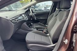 2017 Holden Astra R