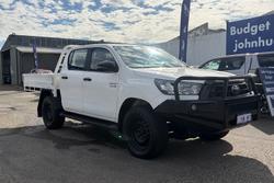 2022 Toyota Hilux SR