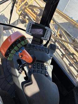 2012 Rogator 1300 Self-Propelled Sprayer