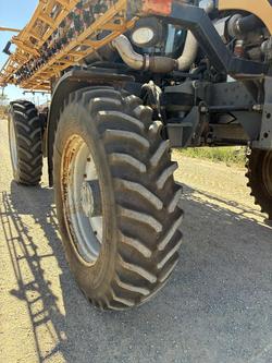 2012 Rogator 1300 Self-Propelled Sprayer