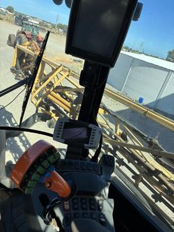 2012 Rogator 1300 Self-Propelled Sprayer