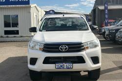 2018 Toyota Hilux SR