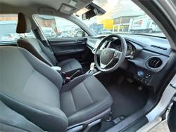 2022 Toyota Corolla Fielder Hybrid EX