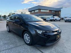 2021 Toyota Corolla Touring G-X  Hybrid