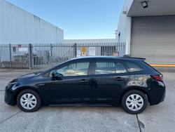 2021 Toyota Corolla Touring G-X  Hybrid