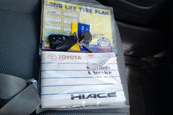 2007 Toyota Hiace LWB TRH201R French Vanilla