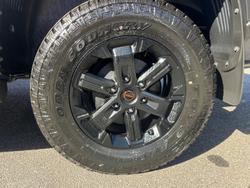 2026 Nissan Navara PRO-4X D27 MY26 4X4 Dual Range Boulder Grey
