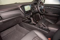 2025 Isuzu D-MAX X-TERRAIN