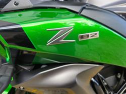 2025 Kawasaki Z H2 (ZR1000K) GREEN
