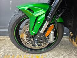 2025 Kawasaki Z H2 (ZR1000K) GREEN