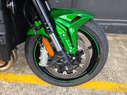 2025 Kawasaki Z H2 (ZR1000K) GREEN