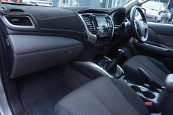 2015 Mitsubishi Triton GLS