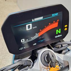2025 BMW F 900 R