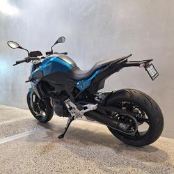 2025 BMW F 900 R