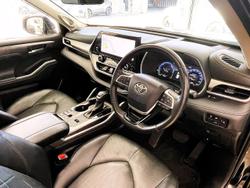 2022 Toyota Kluger Grande