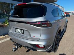 2025 Isuzu MU-X X-TERRAIN