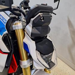 2025 BMW R 1300 R Performance