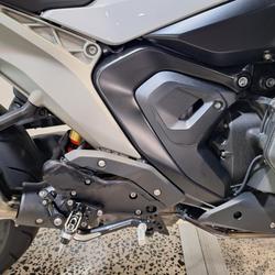 2025 BMW R 1300 R Performance