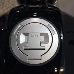 2025 BMW R 12 HL