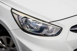 2015 Hyundai Accent Active