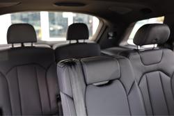2025 Audi Q7 50 TDI S line