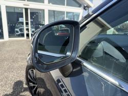 2024 Volvo XC60 Plus B5