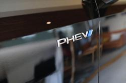 2025 GAC M8 PHEV Luxury
