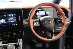 2025 GAC M8 PHEV Luxury
