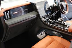 2025 GAC M8 PHEV Luxury