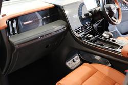 2025 GAC M8 PHEV Luxury