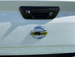 2024 Nissan Navara SL