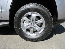 2026 Nissan Navara ST