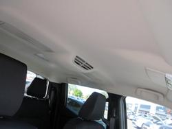 2026 Nissan Navara ST