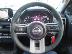 2026 Nissan Navara ST