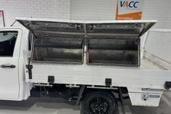 2016 Toyota Hilux Workmate TGN121R 4x2 Glacier White