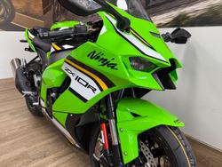 2025 Kawasaki 2025 Kawasaki 1000CC NINJA ZX-10R SPORTS GREEN