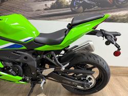 2026 Kawasaki NINJA 400 ZX-4RR KRT GREEN