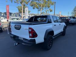 2024 Toyota Hilux Rogue 48V