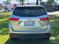 2019 Toyota Kluger Black Edition