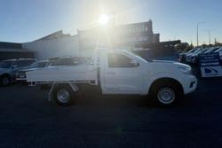 2018 Nissan Navara RX