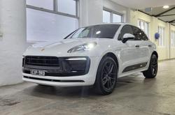 2023 Porsche Macan T