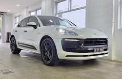 2023 Porsche Macan T