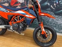 2024 Ktm 690 SMC R ORANGE