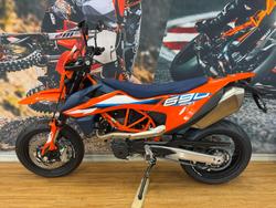 2024 Ktm 690 SMC R ORANGE