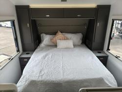 2026 JB Caravans Dirt Road Xtreme 21'6 Rear Door Club Lounge