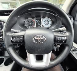 2021 Toyota Hilux SR