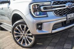 2025 Ford Everest Platinum