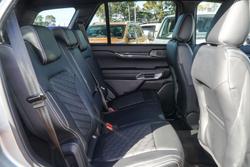 2025 Ford Everest Platinum