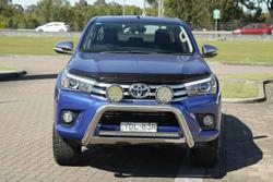 2016 Toyota Hilux SR5