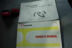 2001 Hino DUTRO Mono White